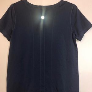 lululemon swiftly tech shirt size 8